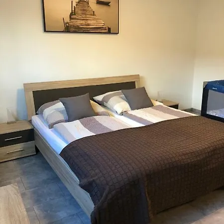 International 2 דירה *